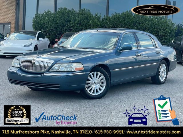 lincoln town car 2003 1LNHM82W73Y632292 image lincoln town car 2003 1LNHM82W73Y632292 image